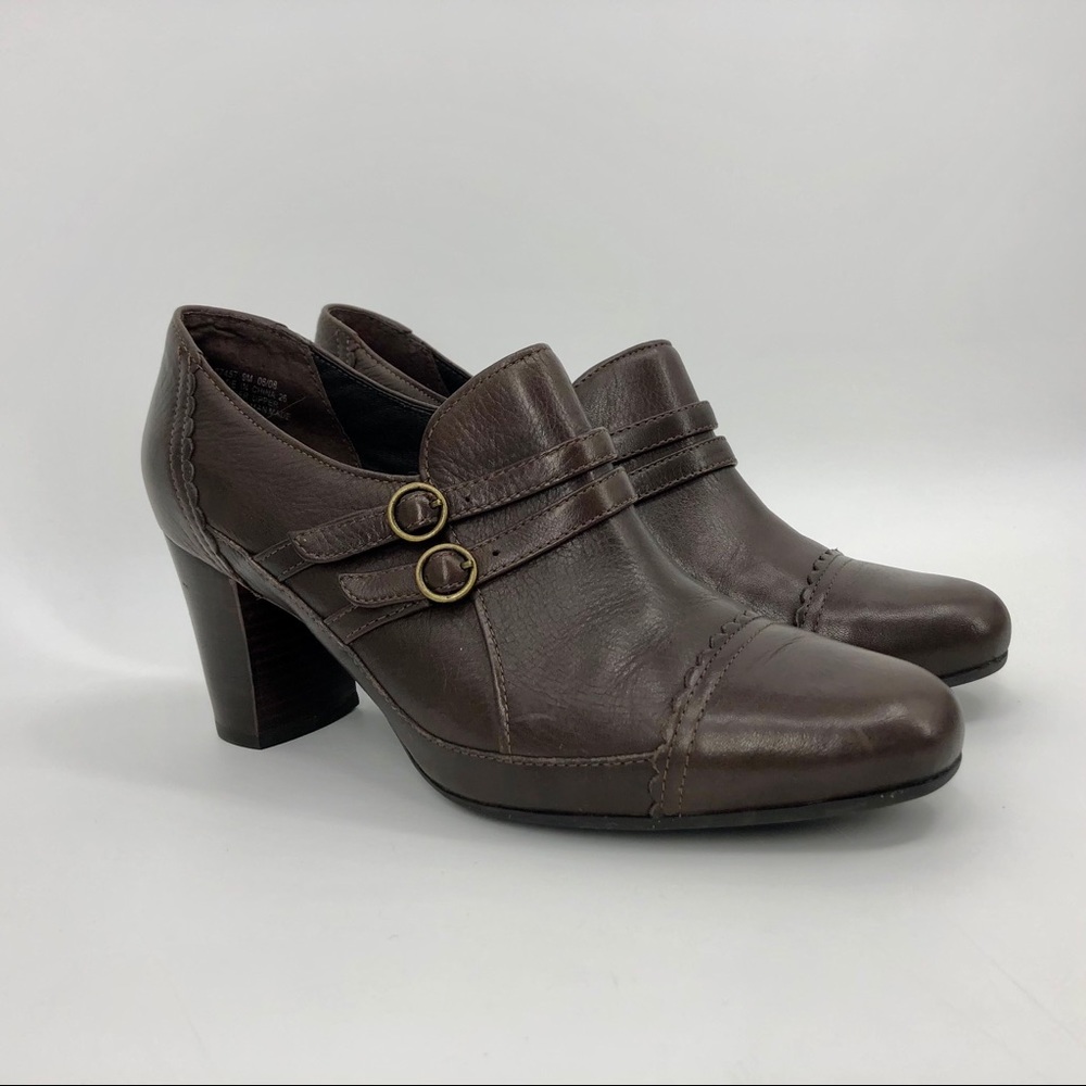 Clark’s Artisan active air slip on pumps